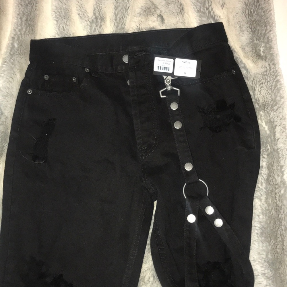 Jeans - Picture 2 of 5